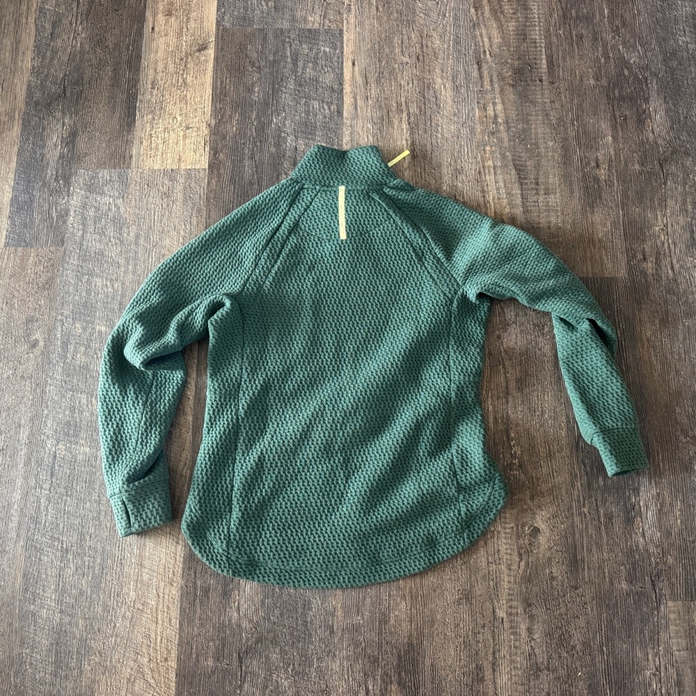 Women’s Sage Green Textured Pullover Sweater - Picture 4 of 4